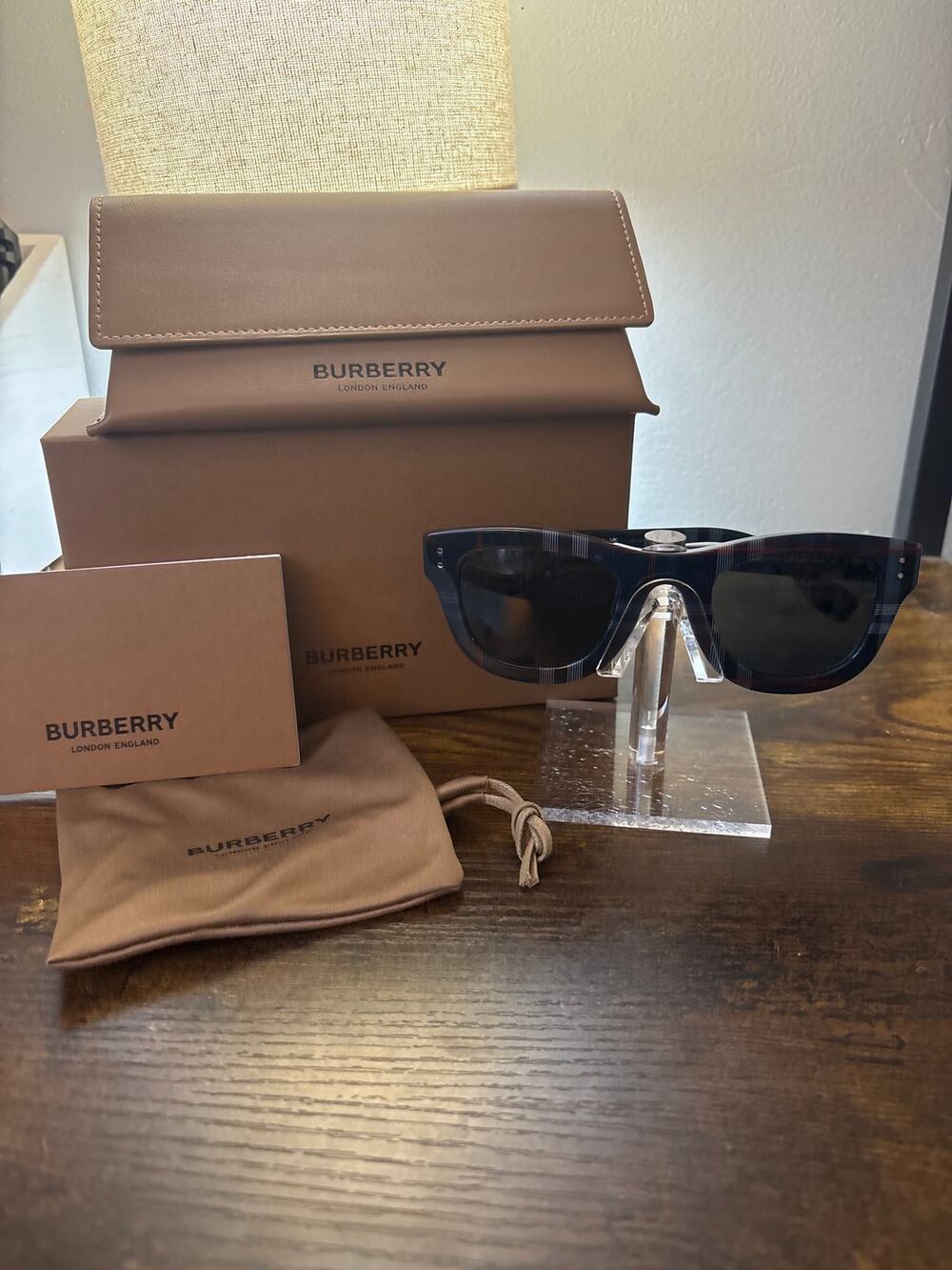 Burberry Sidney BE4352 Sunglasses.